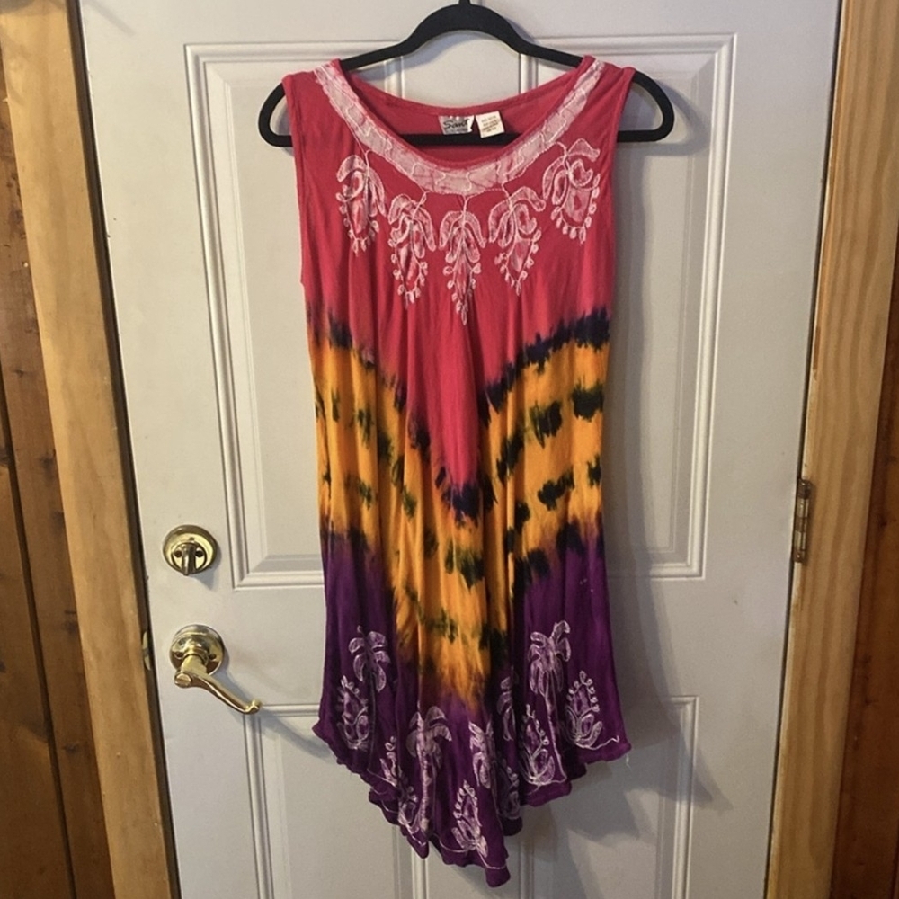 Vibrant Sleeveless Tie-Dye Dress